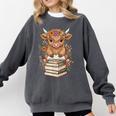 Cute Baby Highland Cow Reading Book Librarian Bookworm Comfort Colors Sweatshirt Pepper