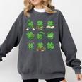 Cute Shamrock Reading St Patricks Day Teacher Book Lovers Comfort Colors Sweatshirt Pepper