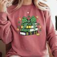 Coquette Bow Books St Patrick's Shamrock Bookworm Librarian Comfort Colors Sweatshirt Orchid Coquette Bow Books St Patrick's Shamrock Bookworm Librarian Comfort Colors Sweatshirt Orchid