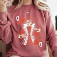 Modern Queen Of Hearts Book Lover Reading Novels Romantasy Comfort Colors Sweatshirt Orchid Modern Queen Of Hearts Book Lover Reading Novels Romantasy Comfort Colors Sweatshirt Orchid