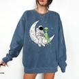 Astronaut Reading Book To Alien Moon Space Book Lover Men Comfort Colors Sweatshirt Blue Jean Astronaut Reading Book To Alien Moon Space Book Lover Men Comfort Colors Sweatshirt Blue Jean