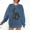 Men Pixel Art Geometric Book Human Drawing Graphic Men Comfort Colors Sweatshirt Blue Jean