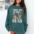 Carve Out Time To Read Halloween Ghost Books Raglan Baseball Tee Comfort Colors Sweatshirt Chalky Mint