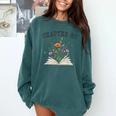 Chapter 80 Book Lovers & Readers 80th Birthday Wildflowers Comfort Colors Sweatshirt Chalky Mint