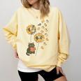 Cute Reading Cat With Kitten Dandelion Flowers Book Lover Comfort Colors Sweatshirt Blue Spruce