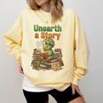 Unearth a Story Triceratops Dinosaur Reading Books Cute Dino Comfort Colors Sweatshirt Blue Spruce Unearth a Story Triceratops Dinosaur Reading Books Cute Dino Comfort Colors Sweatshirt Blue Spruce