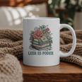 Leer ES Poder Cute Floral Spanish Teacher Book Reading Graphic Print Coffee Mug
