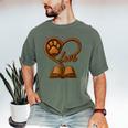 Girl Who Loves Dogs & Books Heart Dog Lover Reader Reeding Men's Comfort Colors T-Shirt Moss Girl Who Loves Dogs & Books Heart Dog Lover Reader Reeding Men's Comfort Colors T-Shirt Moss
