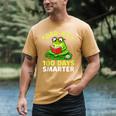 Toad-Ally 100 Days Smarter Frog Reading Book 100 School Day Men's Comfort Colors T-Shirt Mustard