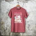 Girl Who Loves Cats And Books Cute Men's Comfort Colors T-Shirt Crimson
