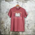I'm In A Really Good Place Right Now In My Book Men's Comfort Colors T-Shirt Crimson