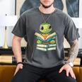 Adorable Turtle Reading Books Men's Comfort Colors T-Shirt Pepper
