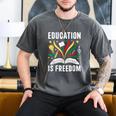 Education Is Freedom Books History Teacher Kids Men's Comfort Colors T-Shirt Pepper
