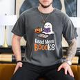 Halloween Teacher Women Cute Reading Ghost Read More Books Men's Comfort Colors T-Shirt Pepper