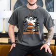 Haunted By My TBR Boo Halloween Book Lover Librarian Men's Comfort Colors T-Shirt Pepper