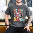 Just A Girl Who Loves Books Reading Cute Bookworm Girls Kids Men's Comfort Colors T-Shirt Pepper