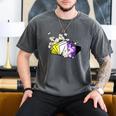 Non-Binary Book Lover Nonbinary Daisy LGBT Reading Pride Men's Comfort Colors T-Shirt Pepper