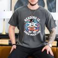 Reading Is Snow Much Fun Snowflake Top Hat Book Fan Winter Men's Comfort Colors T-Shirt Pepper