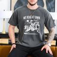 Retro We Read At Dawn Cowgirl Western Librarian Book Lover Men's Comfort Colors T-Shirt Pepper