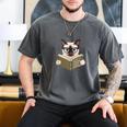 Siamese Cat Reading Book How To Train Your Human Humorous Men's Comfort Colors T-Shirt Pepper