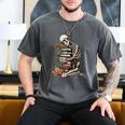 Skeleton Reading Book Halloween Bookworm Bibliophile Reader Men's Comfort Colors T-Shirt Pepper
