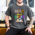 Wild About Reading Books Reader Bookworm Animals Book Lover Men's Comfort Colors T-Shirt Pepper