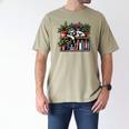 Cosy Sloth In Bookshelf With Plants Men's Comfort Colors T-Shirt Khaki Cosy Sloth In Bookshelf With Plants Men's Comfort Colors T-Shirt Khaki