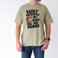 Easily Distracted By Cats And Books Lovers Reading Men's Comfort Colors T-Shirt Khaki