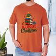 All Booked For Christmas Librarian Reader Xmas Pajama Men's Comfort Colors T-Shirt Yam