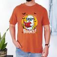 Cute Ghost Reading Book Retro Halloween Librarian Men's Comfort Colors T-Shirt Yam