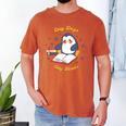 Cute Xmas Book Lover Penguin Reading Cosy Days Cosy Reads Men's Comfort Colors T-Shirt Yam