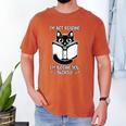 I’m Not Reading I’m Judging You Silently Fun Cat Book Lover Men's Comfort Colors T-Shirt Yam