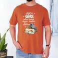 Retro Just A Girl Who Love Dogs Books And Coffee Bookworm Men's Comfort Colors T-Shirt Yam