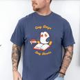 Cute Xmas Book Lover Penguin Reading Cosy Days Cosy Reads Men's Comfort Colors T-Shirt Blue Jean