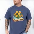 Daffodils Flowers Book Floral Men's Comfort Colors T-Shirt Blue Jean