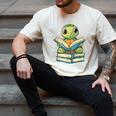 Adorable Turtle Reading Books Men's Comfort Colors T-Shirt Ivory