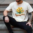 Daffodils Flowers Book Floral Men's Comfort Colors T-Shirt Ivory
