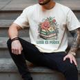 Leer ES Poder Cute Floral Spanish Teacher Book Reading Men's Comfort Colors T-Shirt Ivory