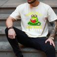 Toad-Ally 100 Days Smarter Frog Reading Book 100 School Day Men's Comfort Colors T-Shirt Ivory
