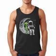 Astronaut Reading Book To Alien Moon Space Women Kids Men Men Tank Top