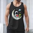 UFO Alien Astronaut Reading Book In Space Men Tank Top