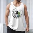 Astronaut Reading Book To Alien Moon Space Astronomy Men Tank Top