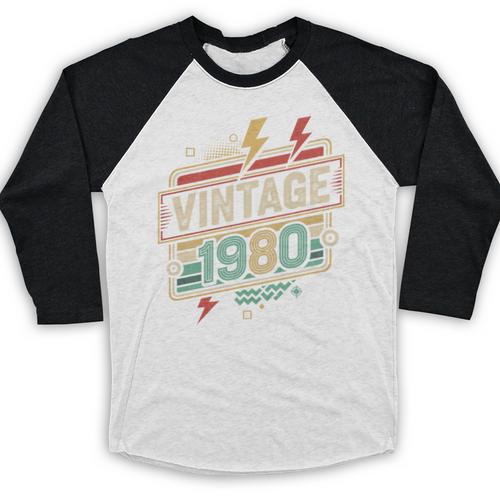 Vintage 1980 Retro Badge Decade Nostalgia Graphic Emblem Premium Tri-Blend Baseball Raglan Shirt - Figerry