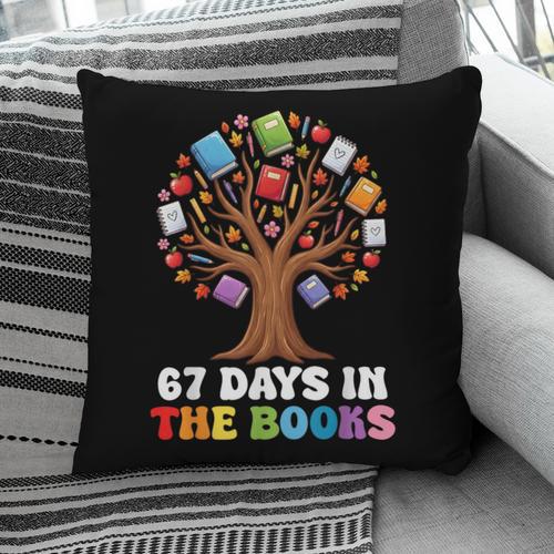 67 Days In The Books Reading Teacher 67th Day Of School Kids Pillowcase - Bookorys AU