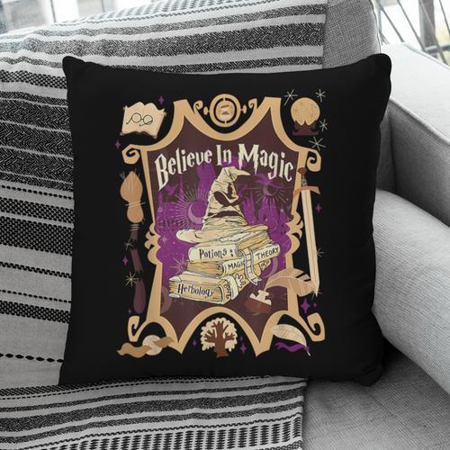 Castle Book Book Lovers Tees Family Vacation Bookworm Pillowcase - Bookorys DE