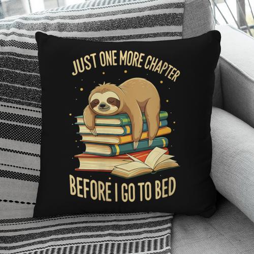 Just One More Chapter Sloth Sleeping On Books Reading Pillowcase - Bookorys DE