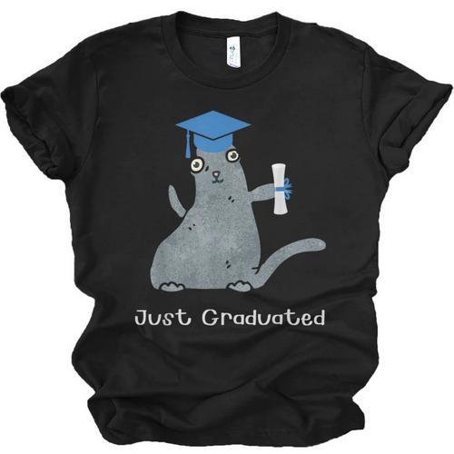 Just Graduated Cat With Graduation Cap And Diploma For Men Women Girls Kids Unisex Jersey T-Shirt - Best Gift Smart