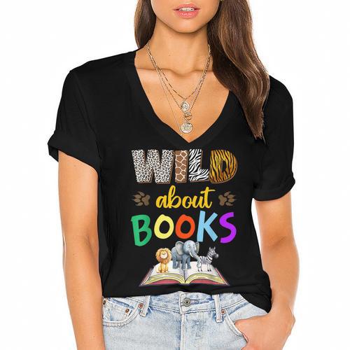 Wild About Reading Books Reader Bookworm Animals Book Lover Women's Jersey Short Sleeve Deep V-Neck Tshirt				 - Bookorys DE