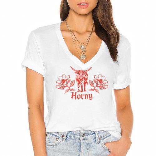 Horny Bull Romance Reader Shirt Spicy Books Bull Pun Women's Jersey Short Sleeve Deep V-Neck Tshirt - Bookorys AU