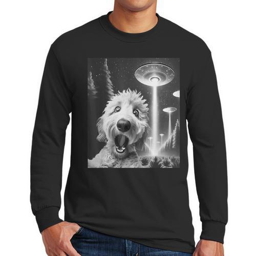 Goldendoodle Alien UFO Taking a Selfie Dog Mom Dad Men Long Sleeve T-Shirt - Father's Day Fun